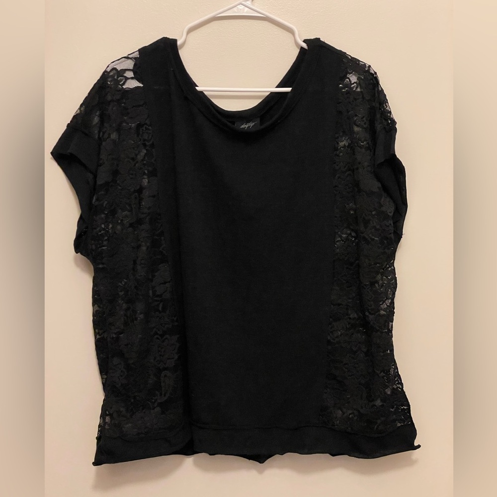 Daytrip Black Lace Side Panel T-Shirt, Size L
